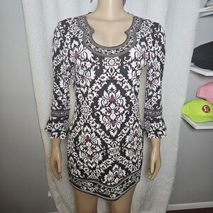 White House Black Market Black and White Bodycon Dress